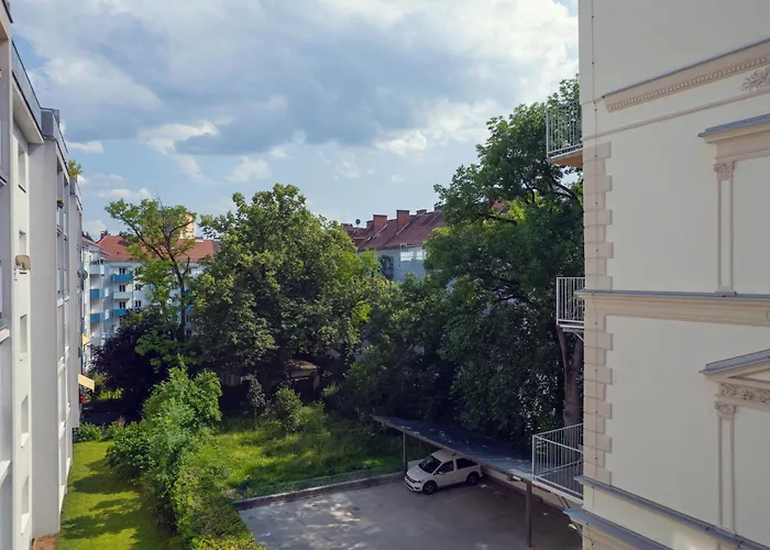 Leonart Living 13 Apartamento *